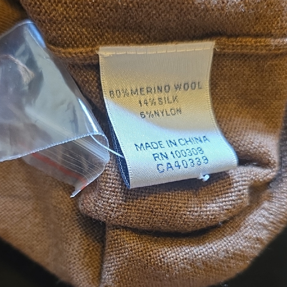 Peter Millar Merino Wool Silk Tan V-Neck Sweater - Picture 5 of 5